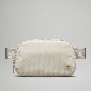 lululemon athletica Everywhere Belt Bag - Bone/Gold Corduroy
